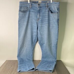 Flint and Tinder Stylish Light Blue Slim Men's Size 38x34 Jeans - Light Stains